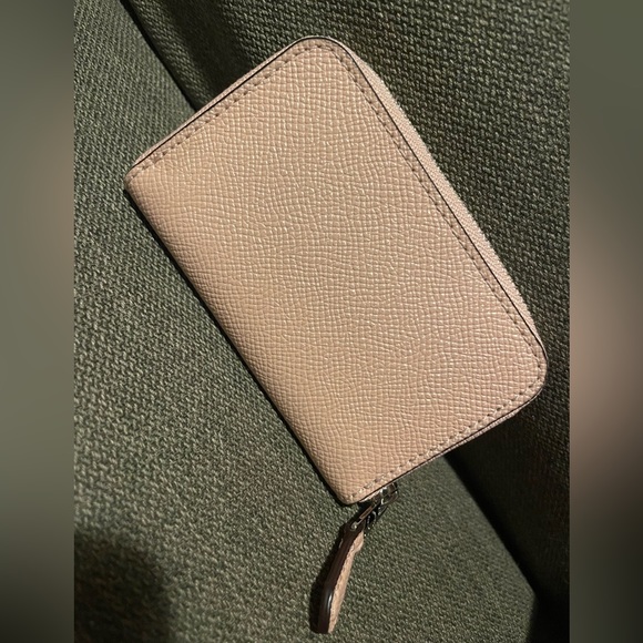 Coach zip around wallet - Picture 3 of 4